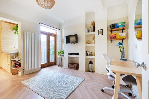 201a Kings Road, Kingston Upon Thames, KT2 5JH