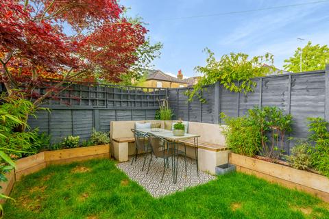 201a Kings Road, Kingston Upon Thames, KT2 5JH
