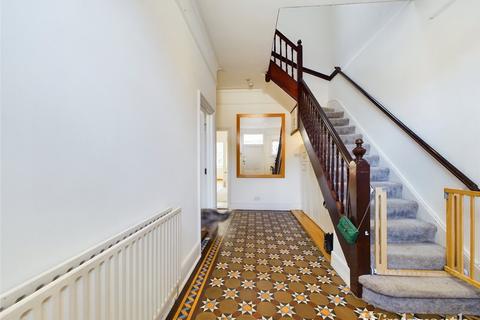 4 bedroom house to rent, Webster Gardens, Ealing, London, UK, W5