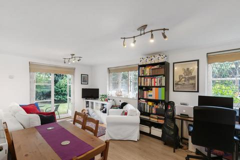 1 bedroom flat for sale, Brompton Park Crescent, London, SW6