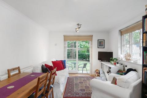 1 bedroom flat for sale, Brompton Park Crescent, London, SW6