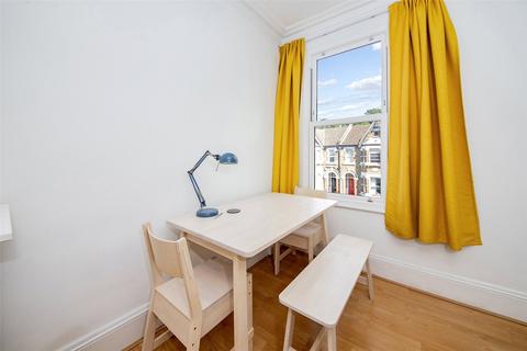2 bedroom apartment for sale, Elliscombe Road, Charlton, London, SE7