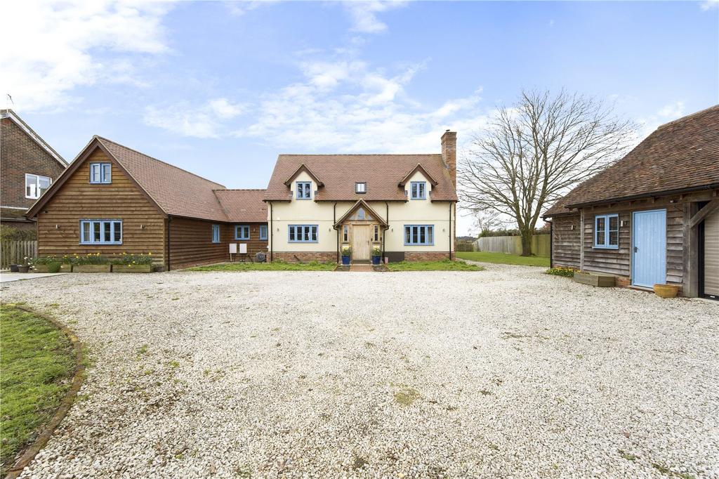Abbotswell Road, Frogham, Fordingbridge, Hampshire, SP6 6 bed detached