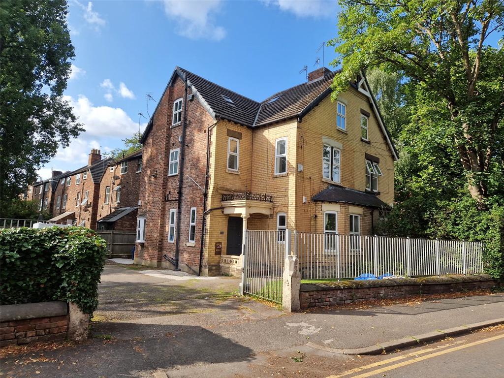 72 Burton Road, Manchester, M20 2 bed flat £1,300 pcm (£300 pw)