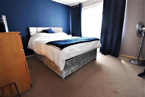 49 Coronation Avenue, East Tilbury, Tilbury, RM18 8SJ