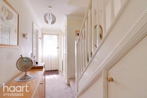 99 Boxfield Green, Stevenage, SG2 7DS