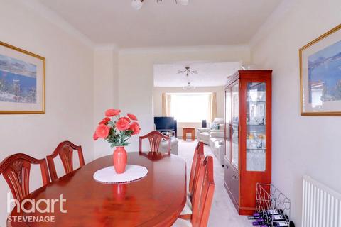 99 Boxfield Green, Stevenage, SG2 7DS