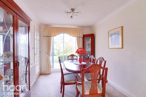 99 Boxfield Green, Stevenage, SG2 7DS