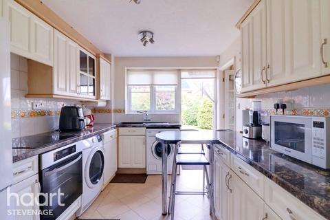 99 Boxfield Green, Stevenage, SG2 7DS