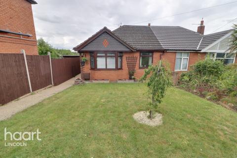 3 bedroom semi-detached bungalow for sale, Wragby Road East, North Greetwell