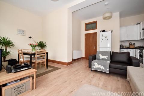 1 bedroom flat for sale, Gordon Road, London, W5
