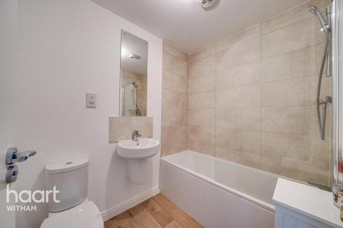 5 Collar Way, Witham, CM8 1YX