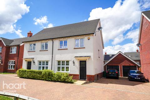 5 Collar Way, Witham, CM8 1YX
