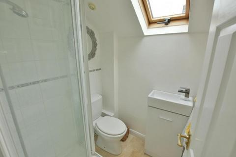 27 Charter Road, Bournemouth, BH11 9SS