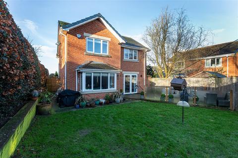 4 bedroom detached house for sale, Woodvale Close, Higham