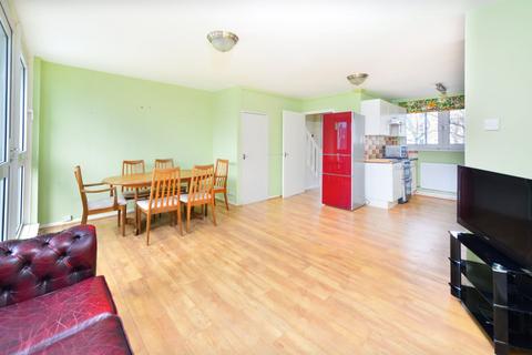 2 bedroom apartment to rent, Oakley Square, Camden, London, NW1