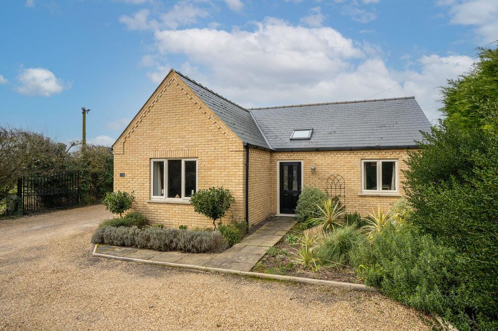 Station Road, Willingham, CB24 4 bed detached house for sale £895,000