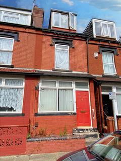 24 Broughton Terrace, Leeds, LS9 6BA
