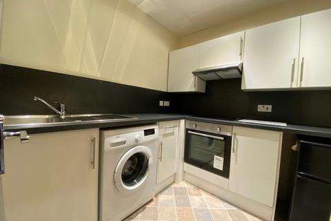 2 bedroom flat to rent, Byres Road, Glasgow, G11