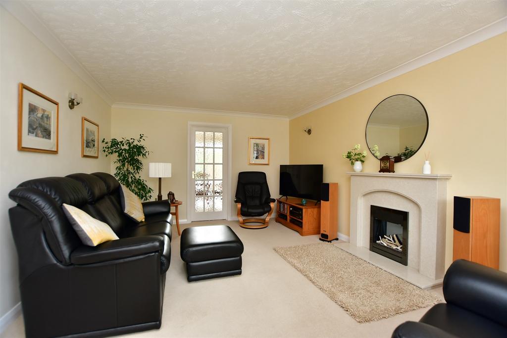 Jefferson Drive, Rainham, Gillingham... 4 bed detached house £550,000