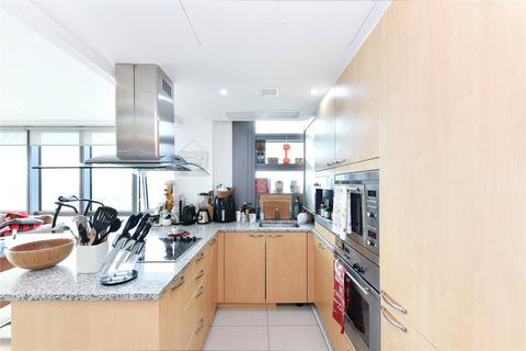 2 bedroom apartment for sale, West India Quay, 26 Hertsmere Road, Canary Wharf, London, E14