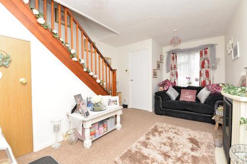 2 bedroom semi-detached house for sale, Chatsworth Way, New Milton, Hampshire, BH25