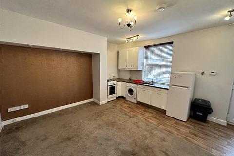 2 bedroom terraced house to rent, Albert Road, Sowerby Bridge, HX6