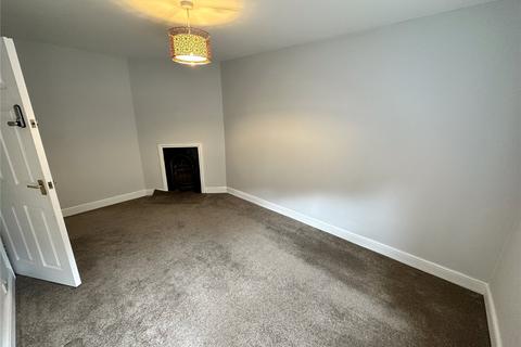 2 bedroom terraced house to rent, Albert Road, Sowerby Bridge, HX6