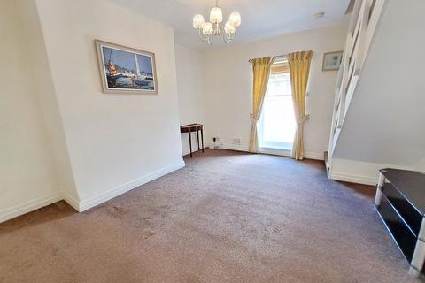2 bedroom flat for sale, Gibson House, Battle Hill, Hexham, Northumberland, NE46 1UU