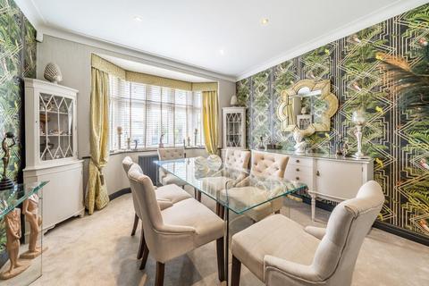 301 Pickhurst Rise, West Wickham, BR4 0AH