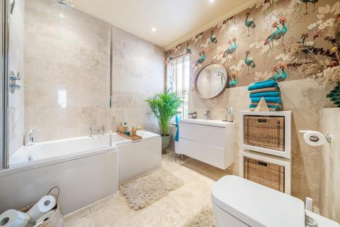 301 Pickhurst Rise, West Wickham, BR4 0AH