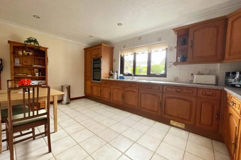 3 bedroom bungalow for sale, West Lane Close, Keeston, Haverfordwest, Pembrokeshire, SA62