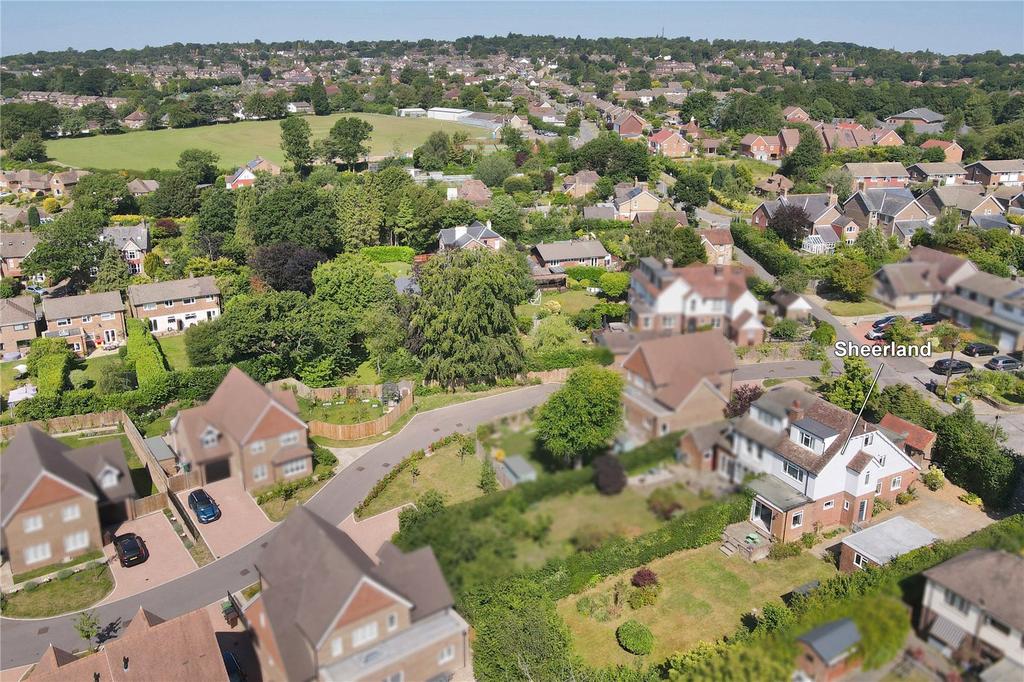 Blackness Road, Crowborough, East Sussex, TN6 4 bed semidetached house