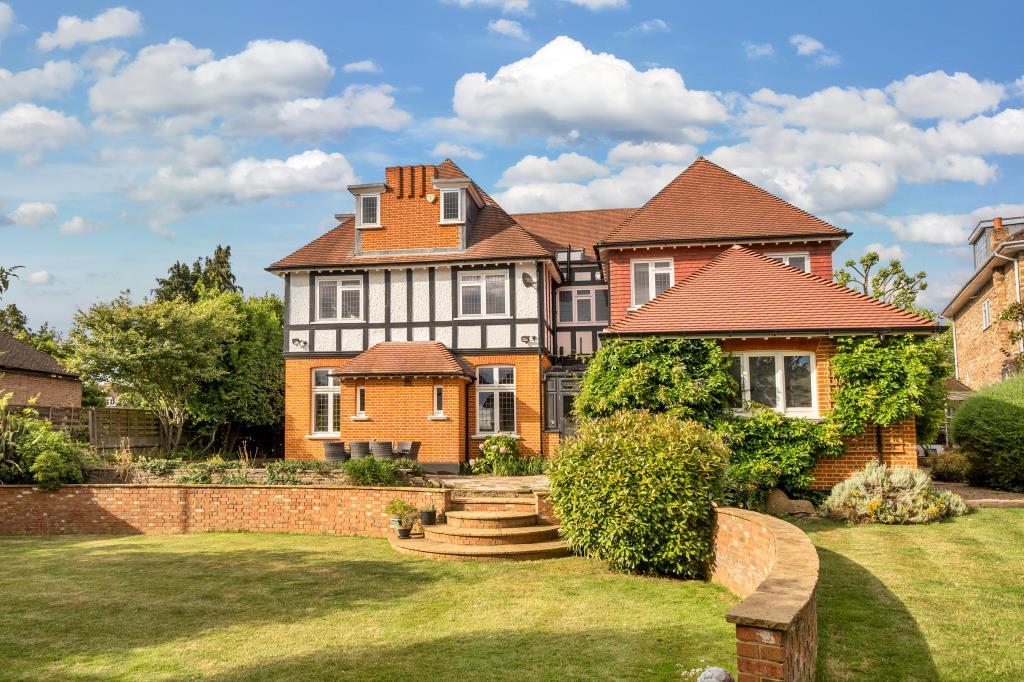 Hendon Avenue, Finchley, N3 7 bed detached house for sale £4,750,000