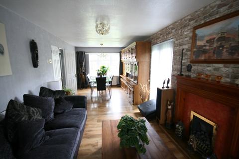 3 bedroom detached house for sale - Nuthurst Road, Manchester M40