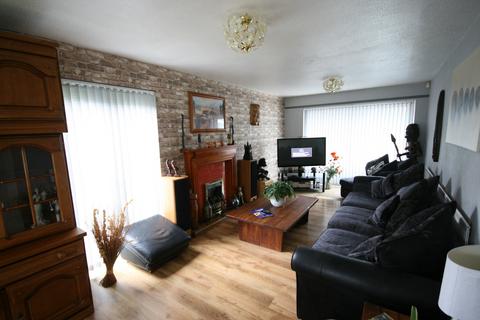 3 bedroom detached house for sale - Nuthurst Road, Manchester M40