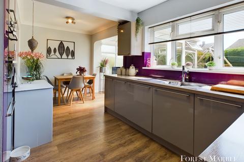 4 bedroom semi-detached house for sale - Orchard Close, Frome