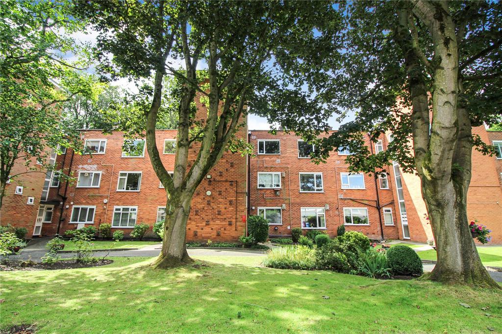 Cromptons Court, Cromptons Lane, Calderstones, Liverpool, L18 2 bed