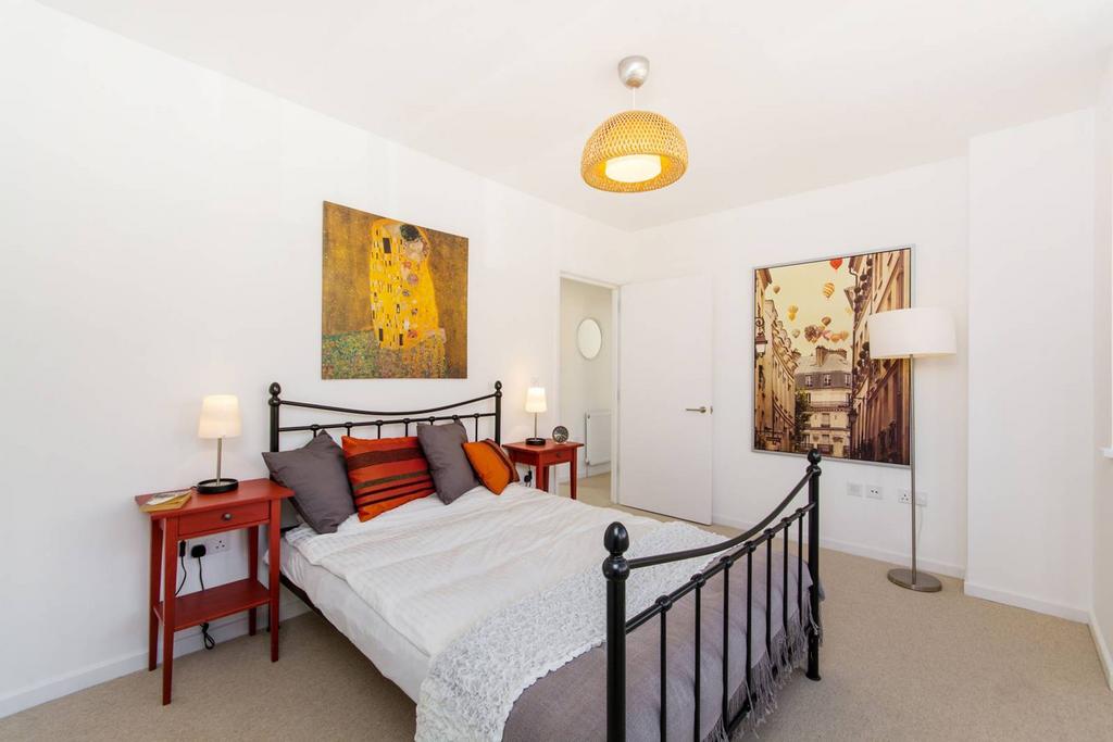 Cheviot Road, West Norwood, London, SE27 3 bed detached house for sale £750,000