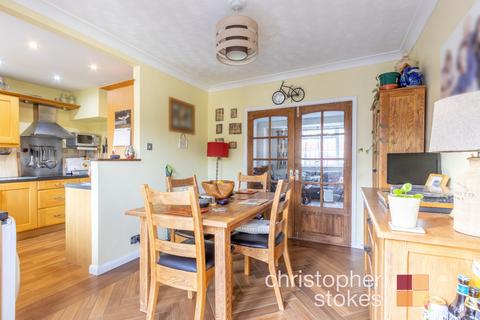 28 Cillocks Close, Hoddesdon, EN11 8QT