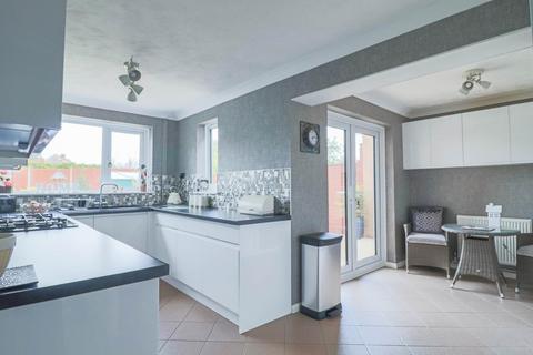 21 Willow Gardens, St Georges, Weston-super-mare, BS22 7XD