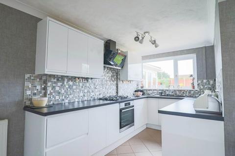 21 Willow Gardens, St Georges, Weston-super-mare, BS22 7XD