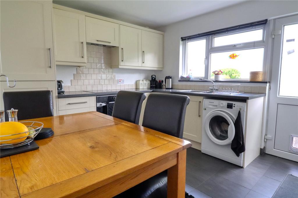 Marlborough Close, North Devon, EX34 3 bed detached house