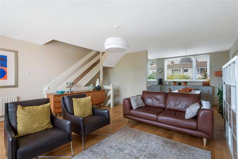 18 Brenchley Close, Bromley, BR2 9DR