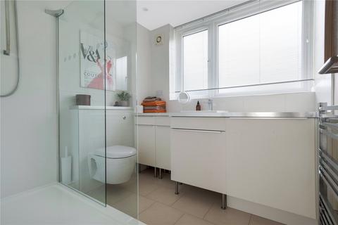 18 Brenchley Close, Bromley, BR2 9DR