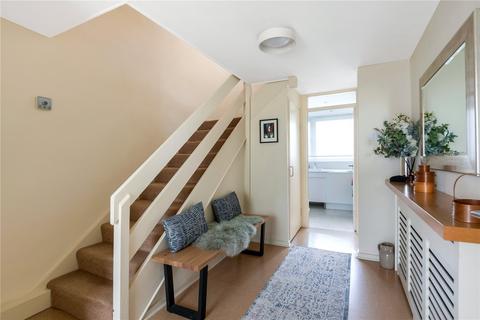 18 Brenchley Close, Bromley, BR2 9DR