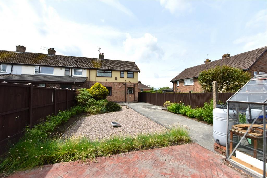 Rothwell Drive, Aughton, Ormskirk 3 bed semidetached house for sale