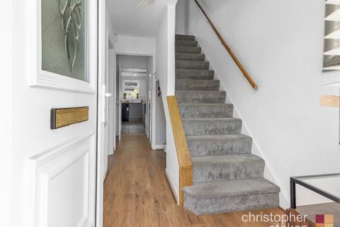 37 Limes Road, Cheshunt, Waltham Cross, EN8 8TJ