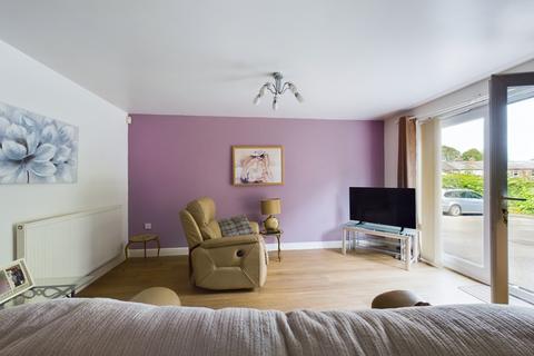 2 bedroom flat for sale, Appleton Grove, Goose Green, Wigan, WN3