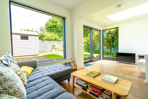 3 bedroom villa for sale - 56 Relugas Road, Grange, Edinburgh, EH9 2LZ